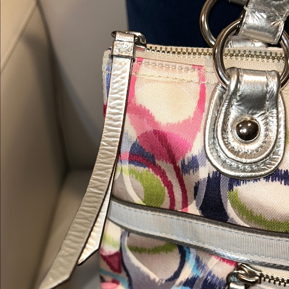 Coach Poppy Ikat Signature C Glam Tote - Picture 5 of 17